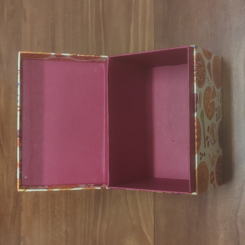 Pie Patterned RecipeBox - Picture 4 of 12